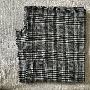 NWT Zara plaid scarf